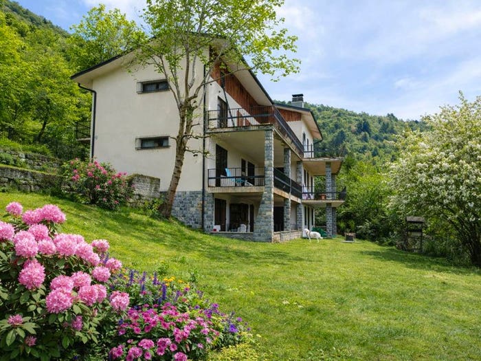 Appartamento con 6 locali in vendita in Via Loreto, Casasco Intelvi, Centro Valle Intelvi