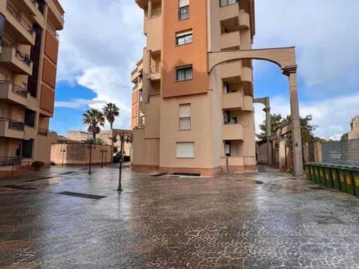 Appartamento con 6 locali in vendita in Via Umberto I, Centro, Campobello di Mazara