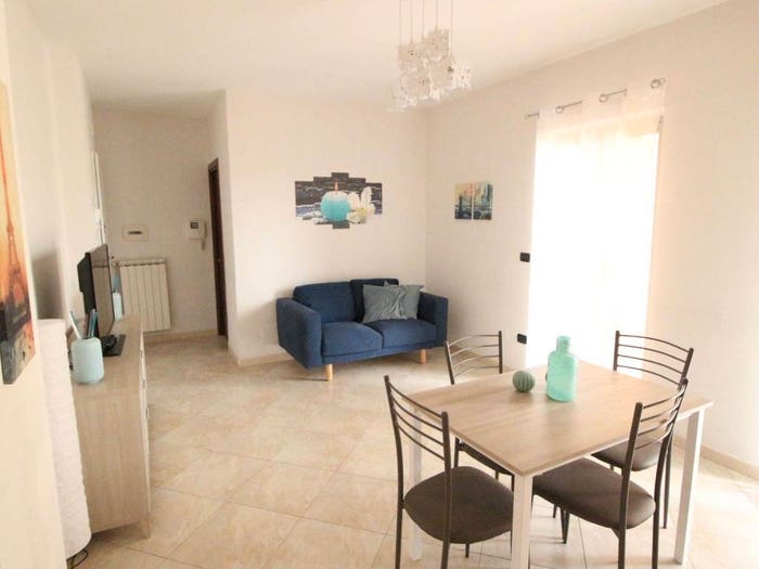 Appartamento trilocale in vendita in Via Gaetano Dublino, Acerra