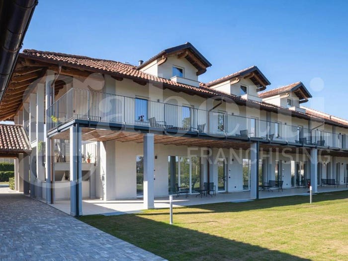 Casa con 6 locali in vendita in Via Agostino Morando, Roddi