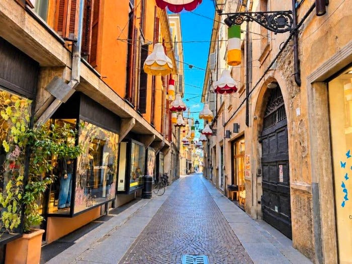 Casa quadrilocale in vendita in Borgo Giacomo Tommasini, Centro Storico, Parma