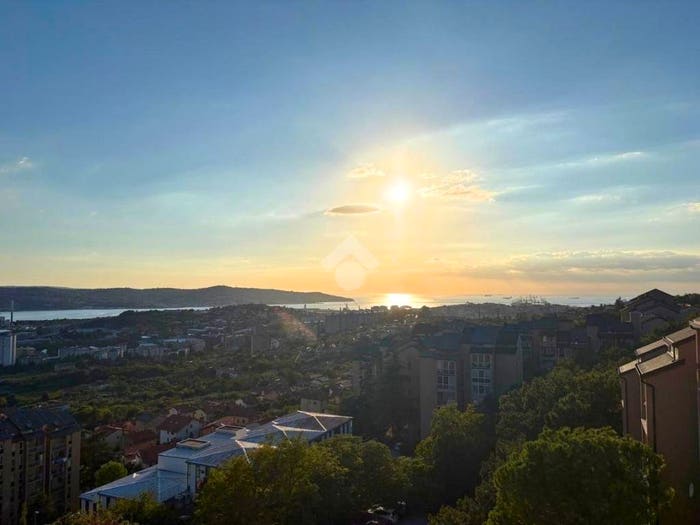 Appartamento trilocale in vendita in Via del Monte Peralba, Altura, Trieste