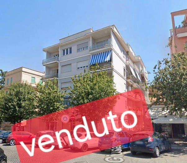 Appartamento quadrilocale in vendita in Piazza San Giovanni di Dio, Monteverde Nuovo, Roma