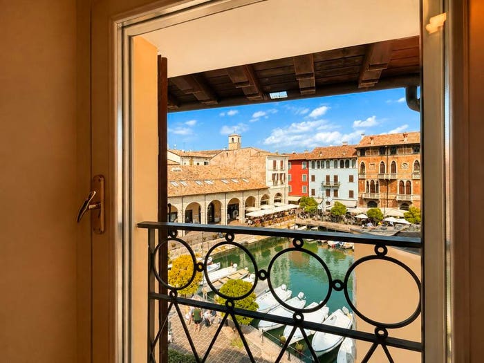 Casa con 5 locali in vendita in Via Porto Vecchio, Centro Storico, Desenzano del Garda