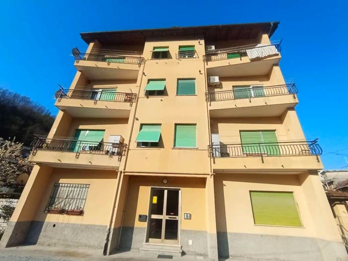 Appartamento trilocale in vendita in via Bartolomeo Parodi, Santa Marta, Ceranesi