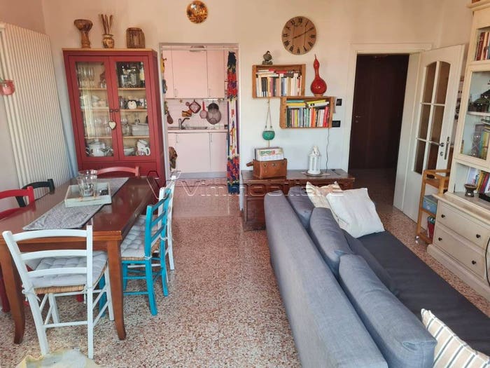 Appartamento con 6 locali in vendita in viale Ungheria, Centro, Noventa Vicentina