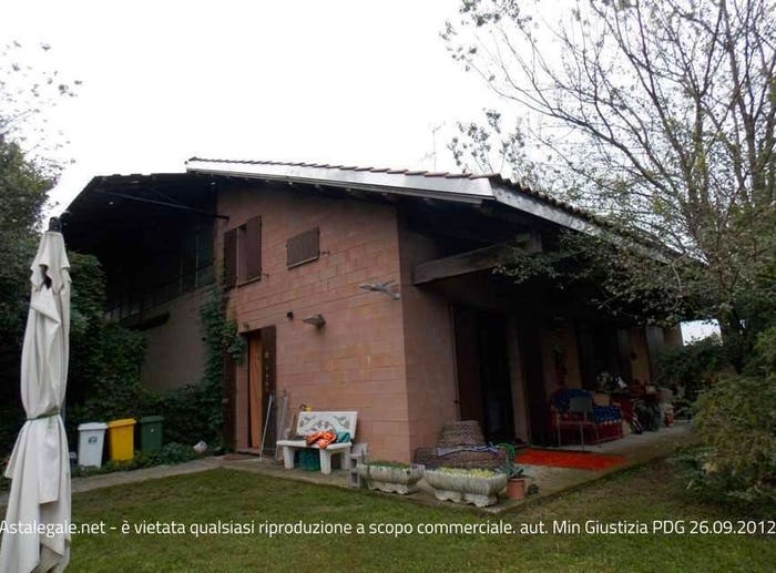 Casa con 5 locali in vendita in Via XXV aprile, Centro, Cornegliano Laudense