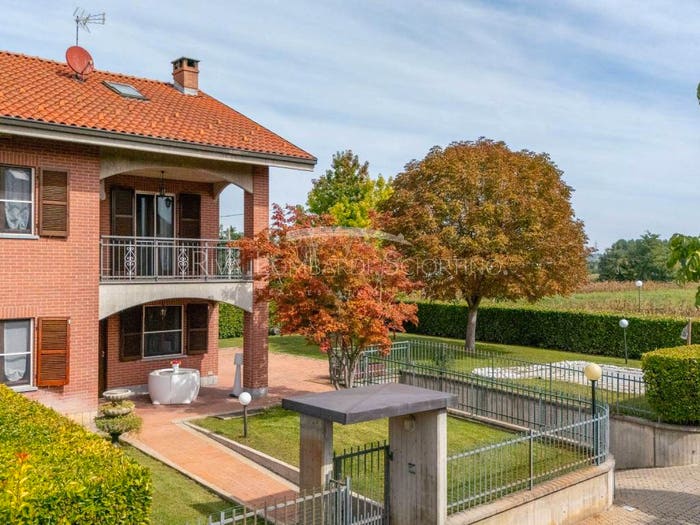 Casa con 6 locali in vendita in Via Ticino, San Fedele, Asti
