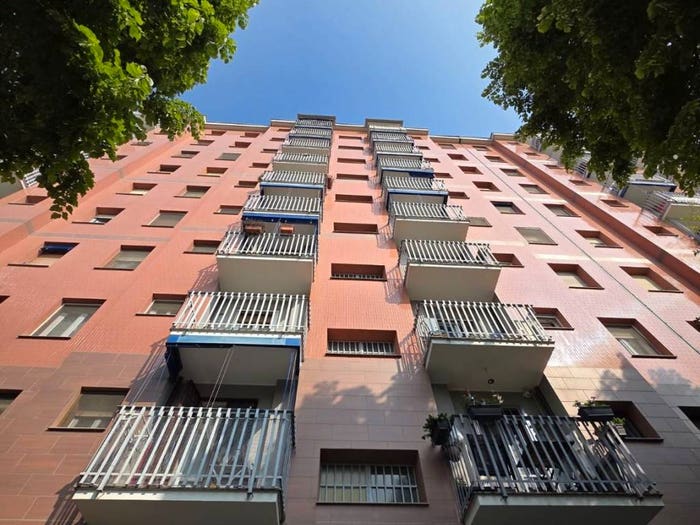 Appartamento trilocale in vendita in Viale Italia, Corsico