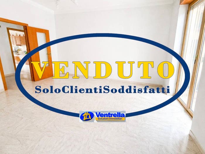 Appartamento con 5 locali in vendita in Via Giuseppe Di Vittorio, Putignano