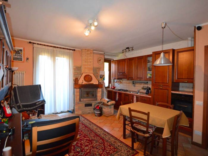 Appartamento trilocale in vendita in Via Elisabetta Ferrario, Magreglio
