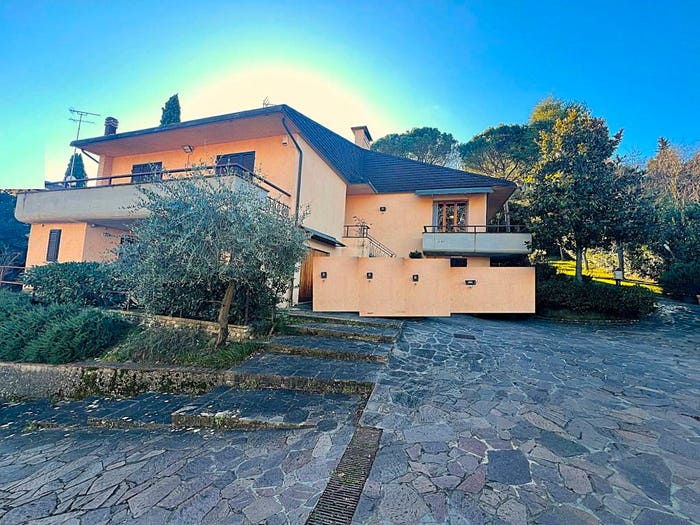 Casa con 6 locali in vendita in Via Europa, Montelupo Fiorentino