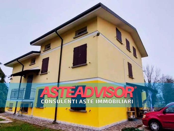 Appartamento trilocale in vendita in Via G Matteotti, Centro, San Possidonio