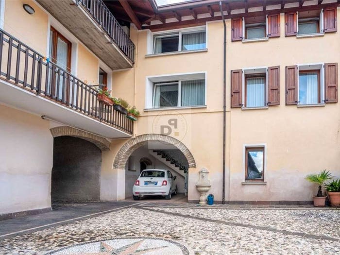 Casa con 5 locali in vendita in del Pozzo, Solarolo, Manerba del Garda
