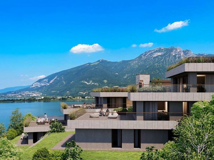 Appartamento quadrilocale in vendita in via Staurenghi, Sala Al Barro, Galbiate
