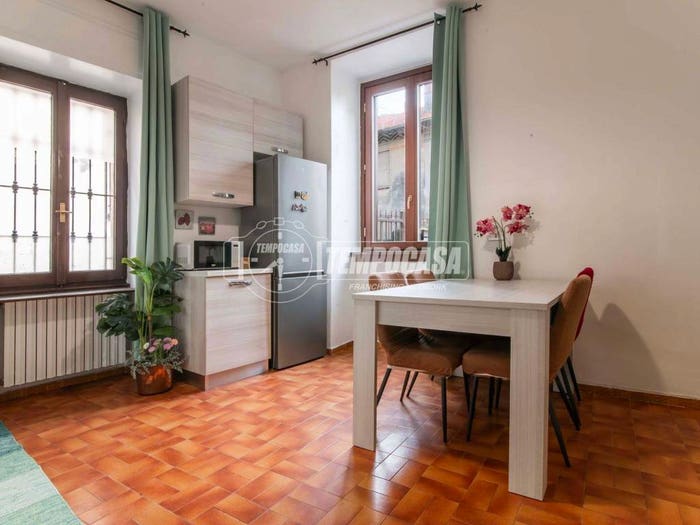 Appartamento trilocale in vendita in Via dei Patrioti, Civiglio, Como