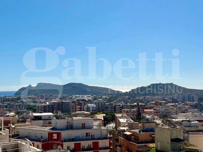 Casa con 6 locali in vendita in Via Garzia, Sonnino, Cagliari