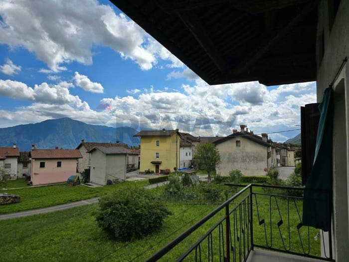 Casa quadrilocale in vendita in Via Casel, Feltre