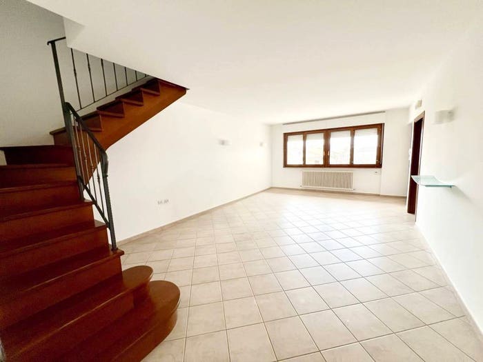 Appartamento quadrilocale in vendita in Smia, Jesi