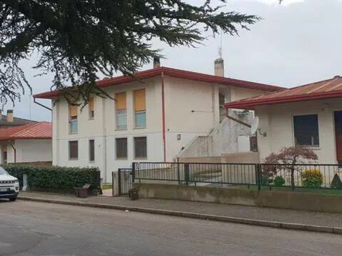 Appartamento con 6 locali in vendita in Maniago