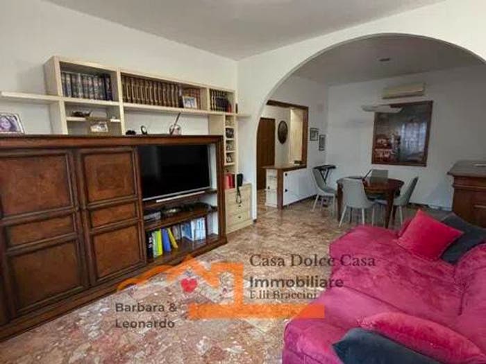 Appartamento con 5 locali in vendita in Via Fratelli Rosselli, Centro, Piombino