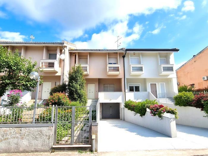 Casa quadrilocale in vendita in via parisi, Capua