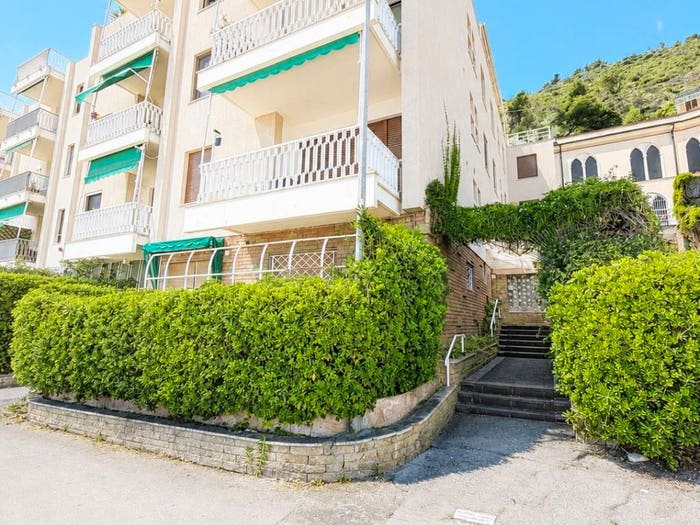 Appartamento bilocale in vendita in Via Concezione, Laigueglia