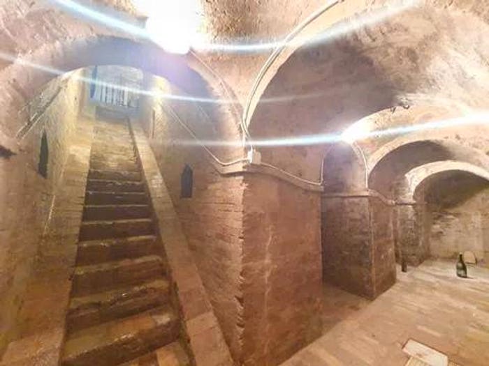 Casa con 6 locali in vendita in Via S Ugo, Centro, Montegranaro