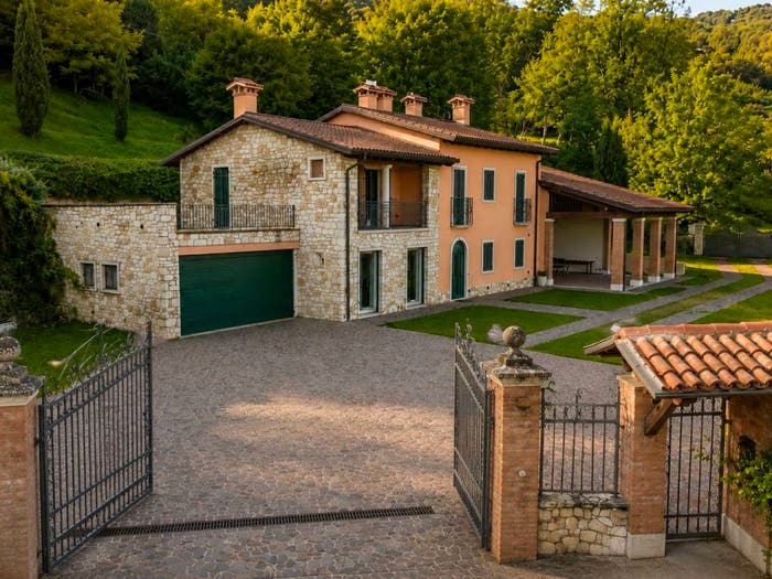 Casa con 6 locali in vendita in Centro, Arzignano