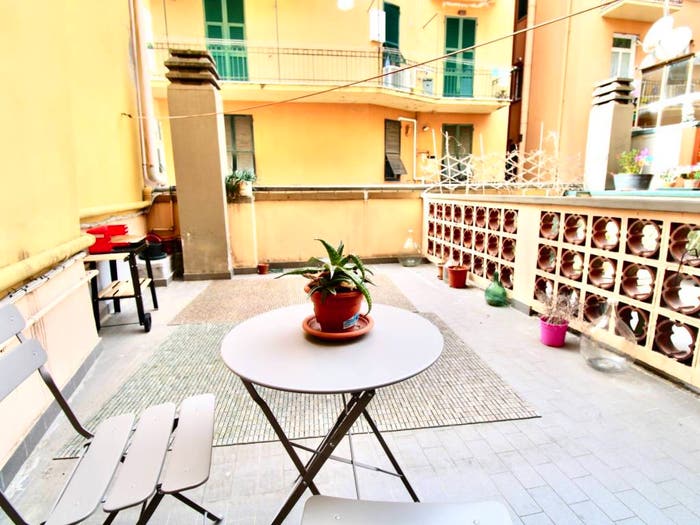 Appartamento bilocale in vendita in Via Bruzza, Castelletto, Genova