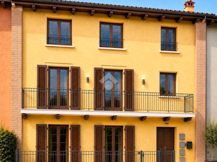 Casa con 6 locali in vendita in Via villanova, Centro, Giaveno