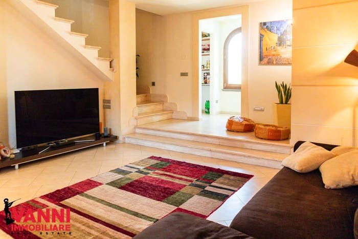 Appartamento con 5 locali in vendita in Via Montanara, Cecina Centro, Cecina