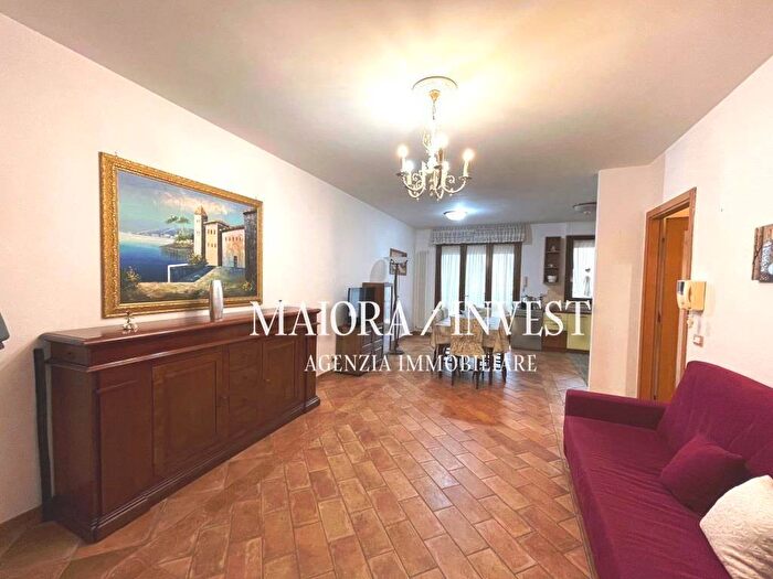 Appartamento trilocale in vendita in Marina Di Altidona, Altidona