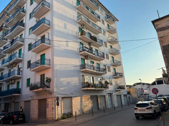 Appartamento quadrilocale in vendita in Via Matteo Ripa, Centro, Battipaglia