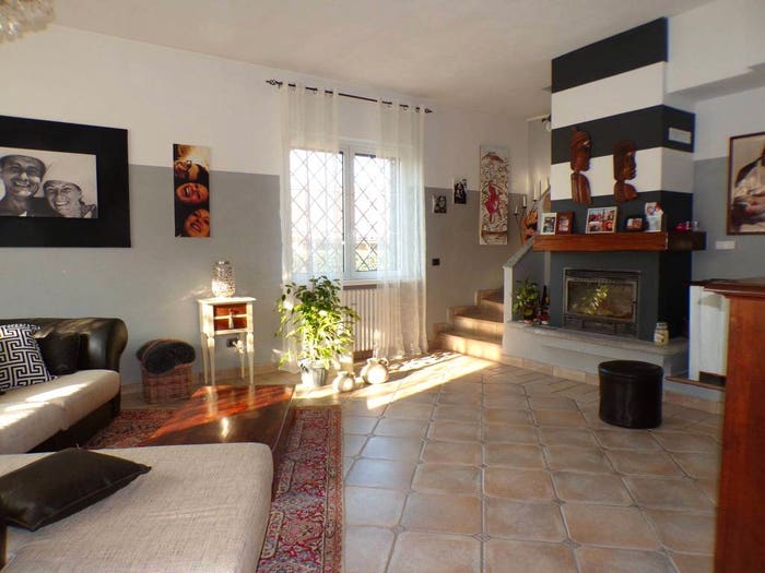 Casa con 5 locali in vendita in Via Monte Grappa, Centro, Besozzo