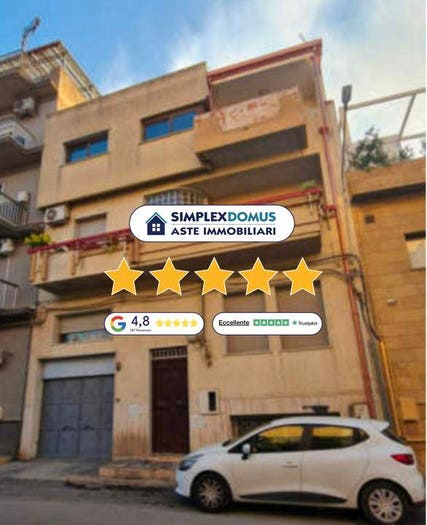 Appartamento con 6 locali in vendita in Via XX Settembre, Centro, Vittoria