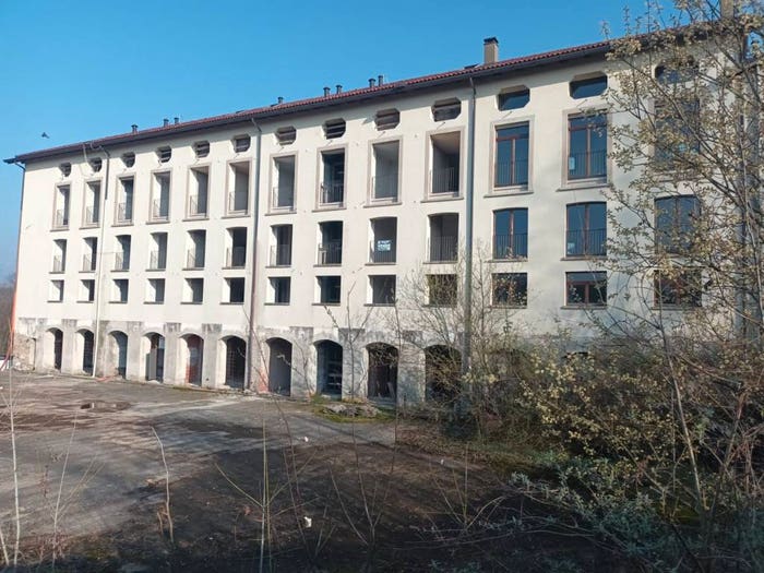 Casa in vendita in Via Carlo Fumagalli, Brongio, Garbagnate Monastero