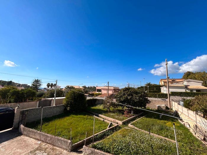 Casa con 6 locali in vendita in Via del Calesse, San Corrado Di Fuori, Noto
