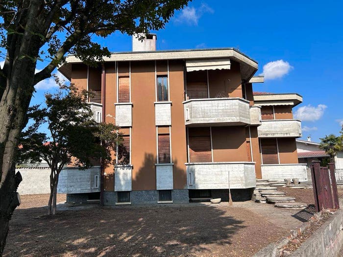 Casa con 6 locali in vendita in via monterosa, Centro, Garlasco