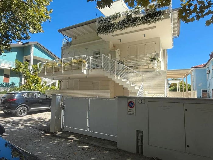 Casa trilocale in vendita in Viale Cristoforo Colombo, Centro, Cervia