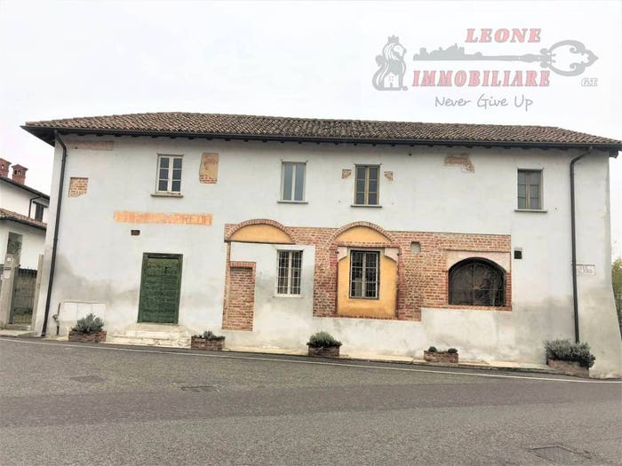Casa con 6 locali in vendita in Via Milano, Castel Lambro, Marzano