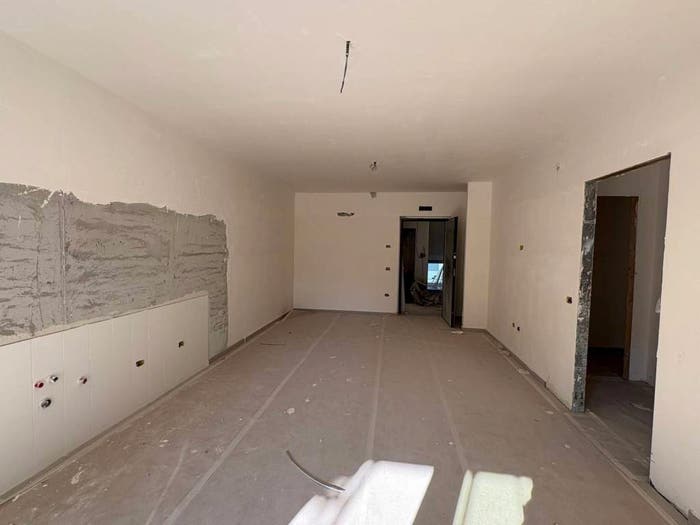Appartamento quadrilocale in vendita in Via della Stadera, Zona Industriale Marina, Napoli