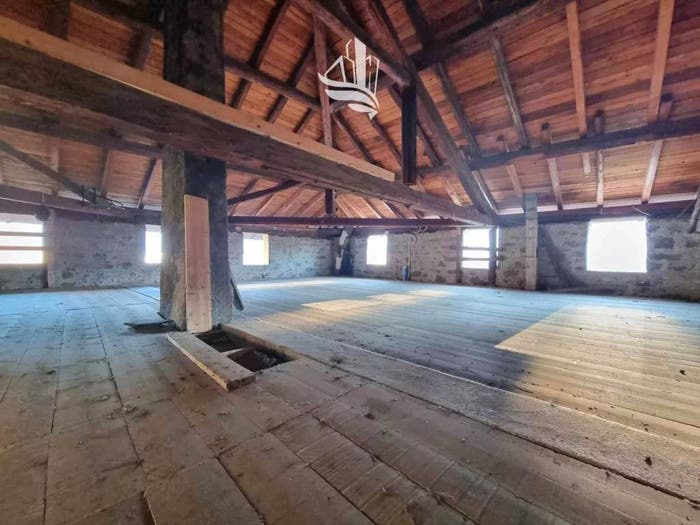 Appartamento con 6 locali in vendita in Centro Vadena, Vadena