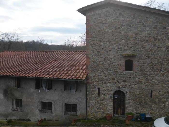 Casa con 6 locali in vendita in Figline Valdarno, Figline e Incisa Valdarno