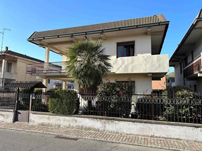 Casa con 6 locali in vendita in Via della Costa, Centro, Sant'Angelo Lodigiano