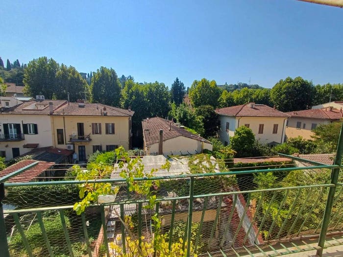 Appartamento quadrilocale in vendita in Viale Francesco Petrarca, Porta Romana, Firenze