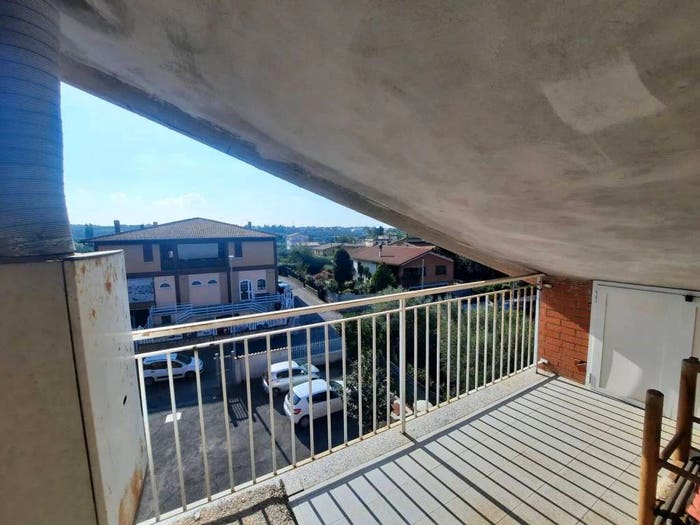 Appartamento trilocale in vendita in Via Del Casale Di Santa Maria No Number, Finocchio, Roma