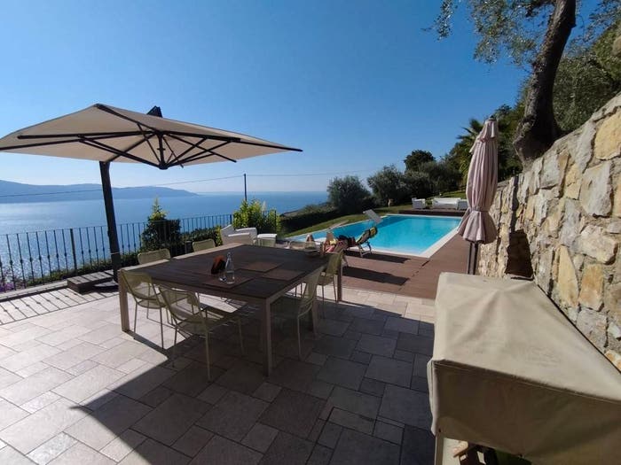 Casa con 5 locali in vendita in Via Angelo Feltrinelli, Gargnano