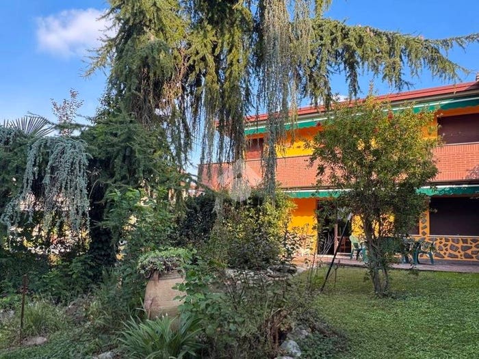 Casa con 6 locali in vendita in Via Catullo, Centro, Montegrotto Terme