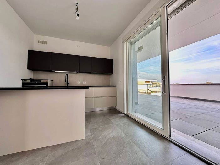 Casa con 5 locali in vendita in Via degli Scavi, Centro, Montegrotto Terme